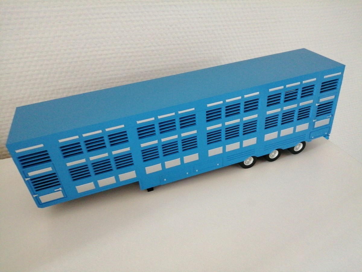 IXO 1/43 Semi-remorque 3 Essieux Bâché - Modèle De Collection Spedition