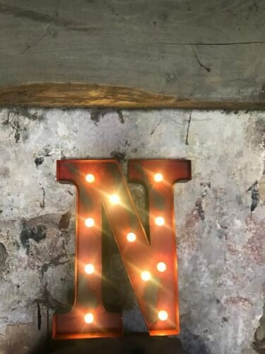 Sale of Vintage Red Peeling Paint 33 cm. Metal LED Alphabet Letters A to Z - Picture 26 of 28