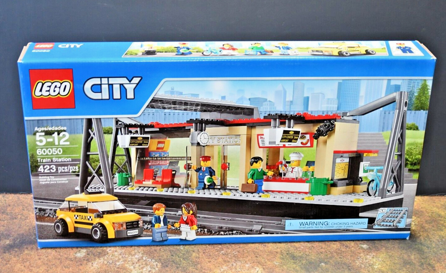 LEGO City 60050 Train Station Brand New In Box RARE Free Shipping