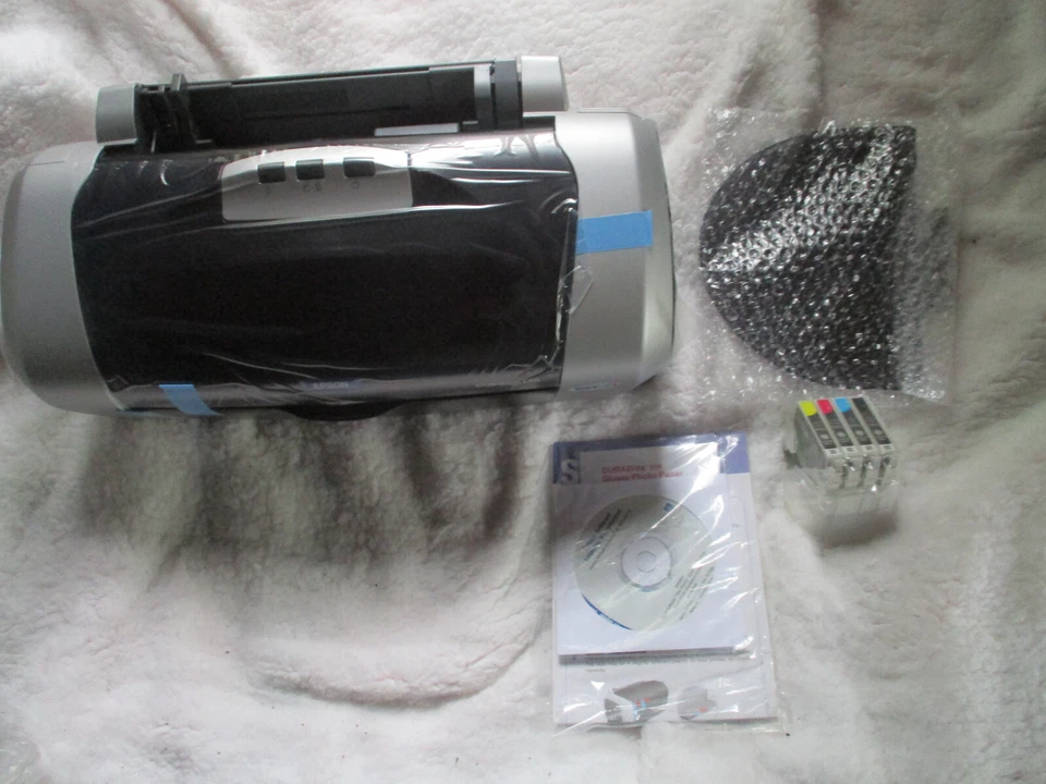 Epson Stylus C66 B241B Color Printer 5760 x 1440 17 ppm - Image 2 of 4