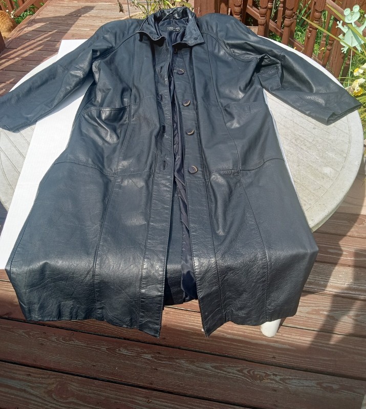 Vintage Wilson’s Pelle Studio Womens Leather Trench Coat Size XL Black 
