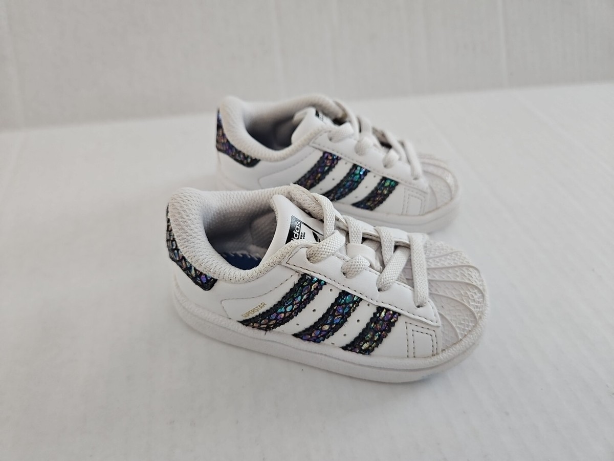 adidas gazelle silver green womens Adidas Originals main image 0