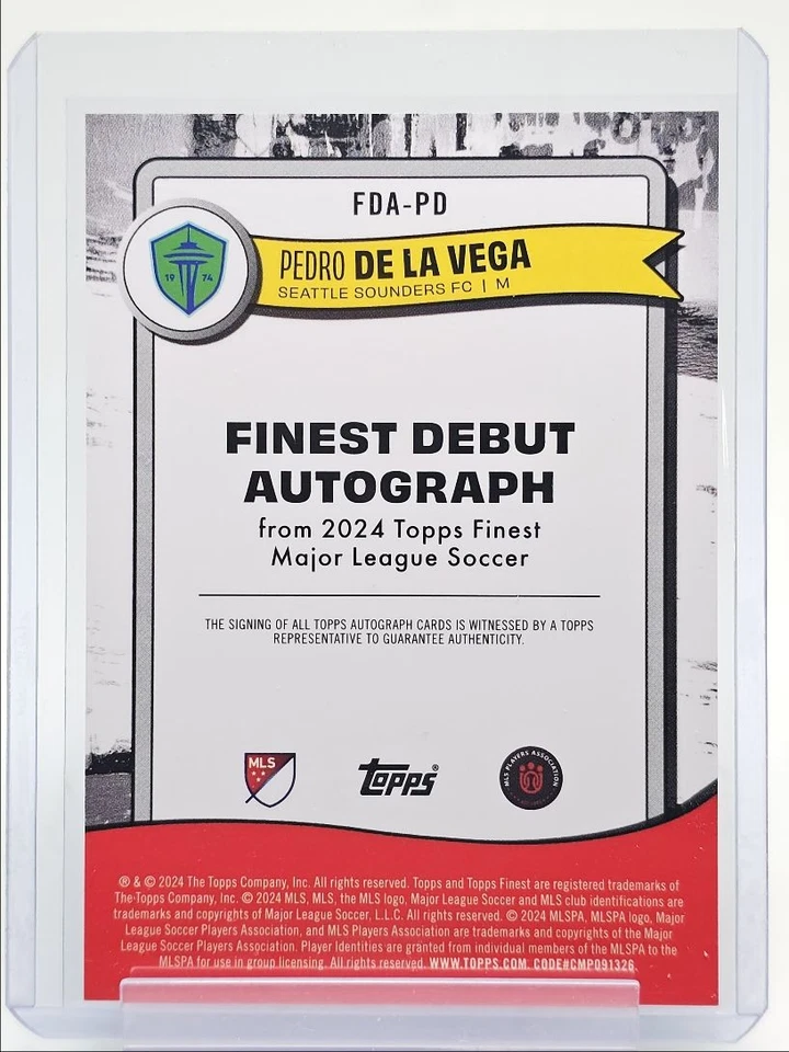 PEDRO DE LA VEGA 2024 TOPPS FINEST MLS DEBUTS ROOKIE BLACK AUTO /10 Q0902 - Image 2 of 2