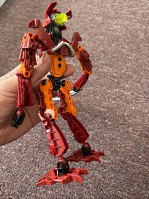 LEGO Bionicle 8911 - 99% Complete with Cordak Blaster - Missing Chain