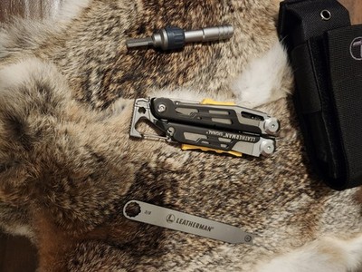 Leatherman Signal Multi-Tool