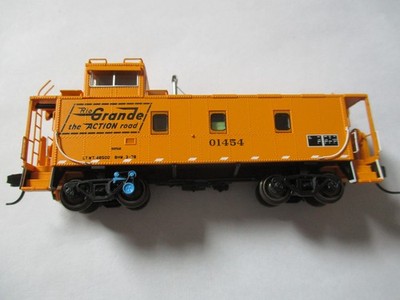 Trainworx # 31401-54 Denver & Rio Grande Caboose Western Number 01454 N-Scale