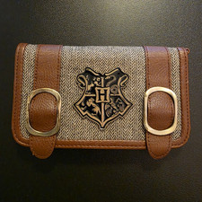 Harry Potter Hogwarts Crest Herringbone Foldi...