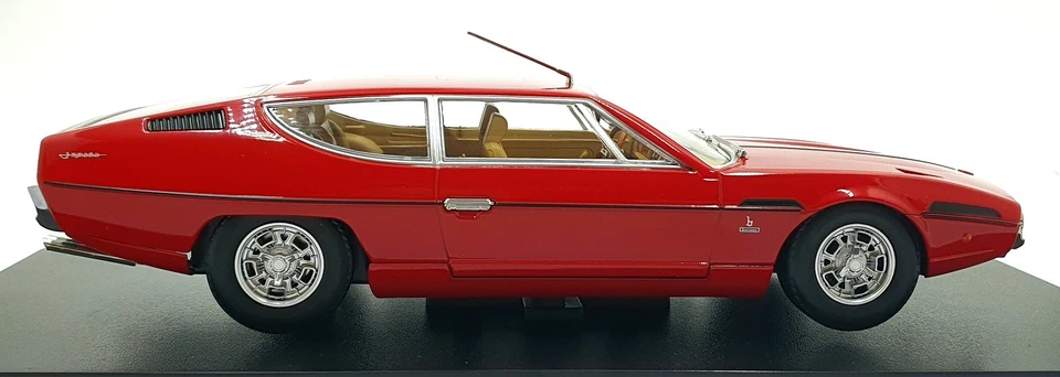 KK Scale 1/18 Scale KKDC181406 - 1970 Lamborghini Espada S2 - Red - Image 3 of 4