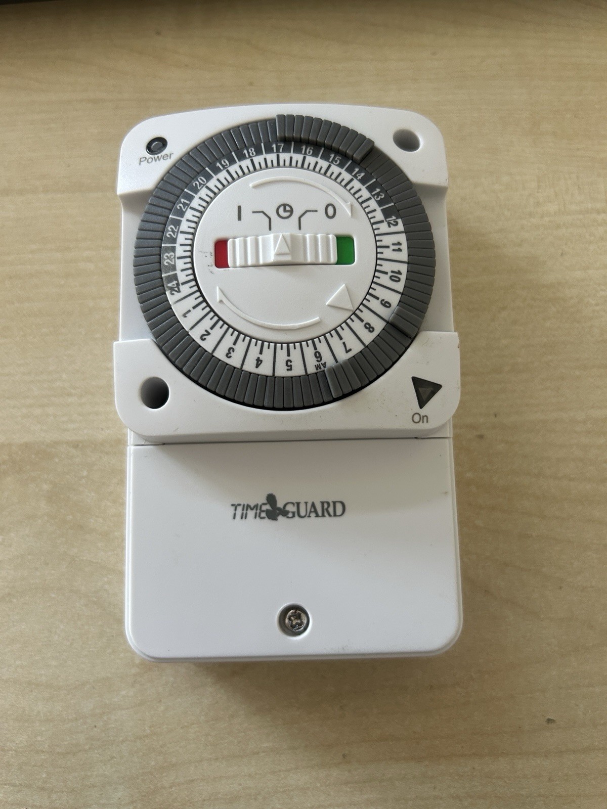 Timeguard NTT05 24HR 16A Mechanical Slimline General Purpose Timer Switch Clock