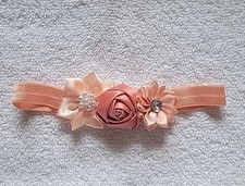 Handmade Baby Headband Size 0-3m 14"-15" diameter Peach Satin Flowers New