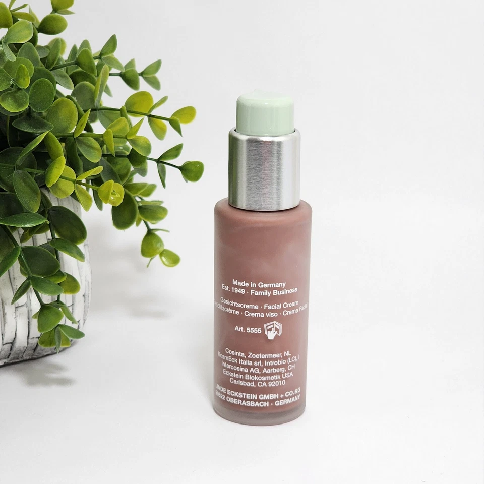 Bálsamo facial Dr.R.A Eckstein Day Feuchtheit colorido 1,66 oz/50 mL - Imagem 2 de 2