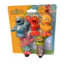 Sesame Street Mini 5 Pack Collectible Figures Toy New with Card. NEW!