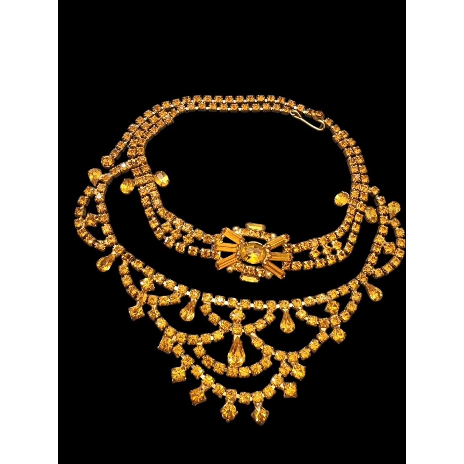 Exceptional Unsigned Dramatic 2 Tier Rhinestone N… - image 3