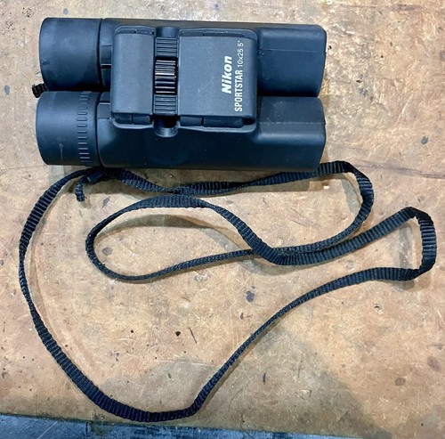 Nikon Sportstar • 10x25DCF • 5° • Compact Binoculars • Case, Strap, Box, Papers - Picture 7 of 11