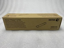Brand New! Xerox Magenta Original Toner Cartridge - 106R01504