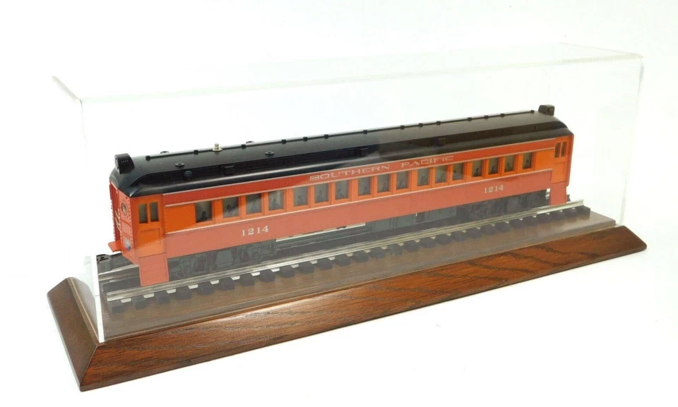Lionel Trains 6- 18352 JC Penney Southern Pacific MU Commuter Car & Display Case - Image 4 of 4