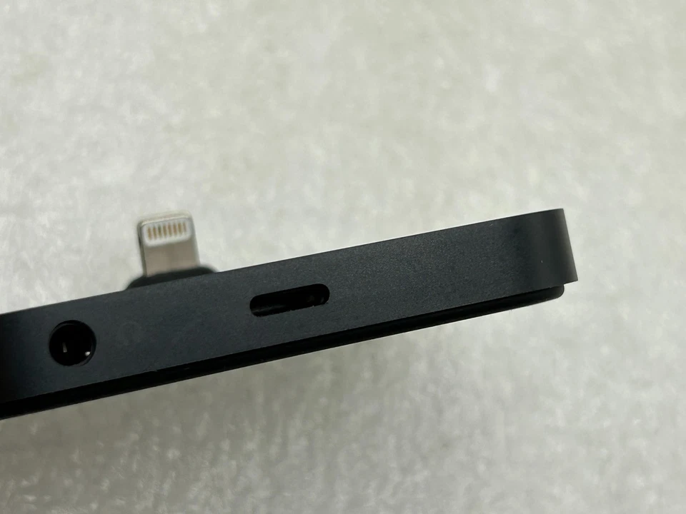 Черная док-станция Apple Lightning для iPhone 14 13 12 11 Xs X 8 7 6 6s 5 MNN62AM/A A1717 - Изображение 4 из 4