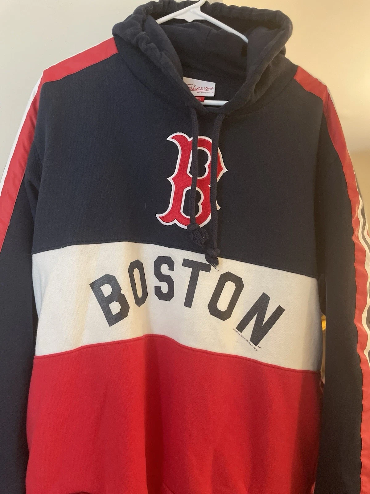 Vintage Style Boston Redsox Pullover Hoodie by Mitchell & Ness! Size XL