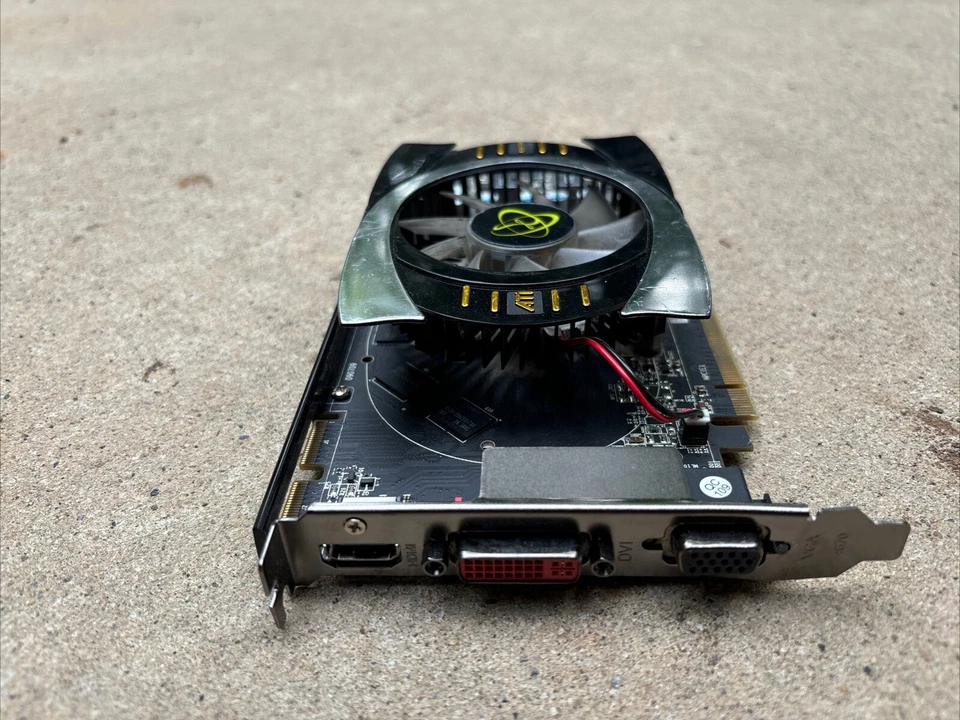 XFX HD 4850 625M 1GB DDR3 Dual DVI PCI-E Video Graphics Card - Image 2 of 4