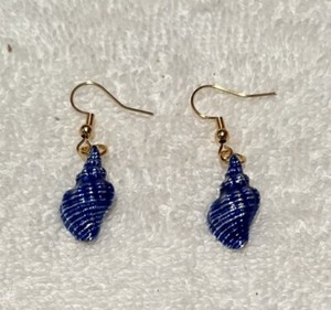 Authentic Cloisonne Blue w/Gold Shell Earrings w/Gold plated earwires Handmade
