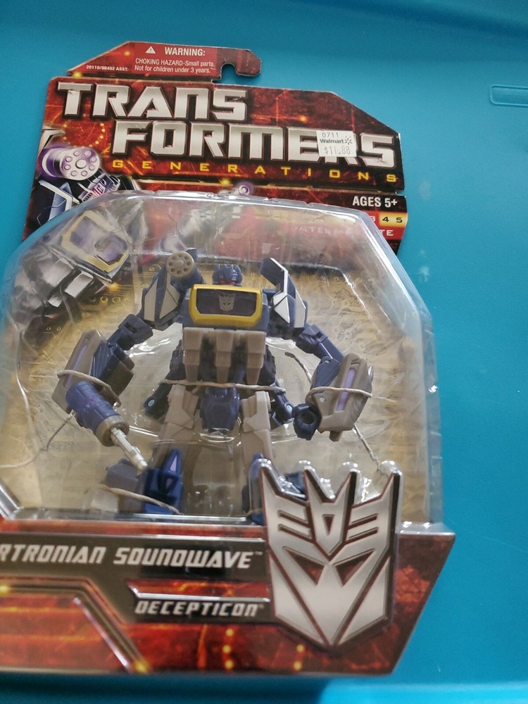 Hasbro Generations: Cybertron Soundwave Transformers Action Figure
