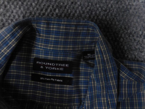 Roundtree and Yorke Mens Shirt Medium blue plaid two ply button down - Picture 5 of 11