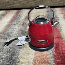 KitchenAid KEK1222ER 1.25 L Corded Electric Tea Kettle Empire Red New No Box