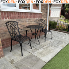 3 Piece Cast Aluminium Garden Dining Set with 2 Armchairs and Round Table Brown