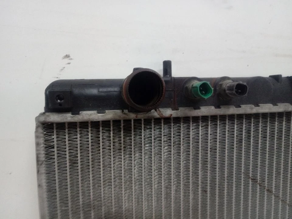 RADIADOR AGUA / 6568033 PARA KIA JOICE 2.0 CAT - Imagen 2 de 4