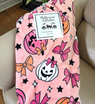 PINK HALLOWEEN PLUSH THROW BLANKET/BOWS AND JACK O LANTERS/COQUETTE/50 x 70
