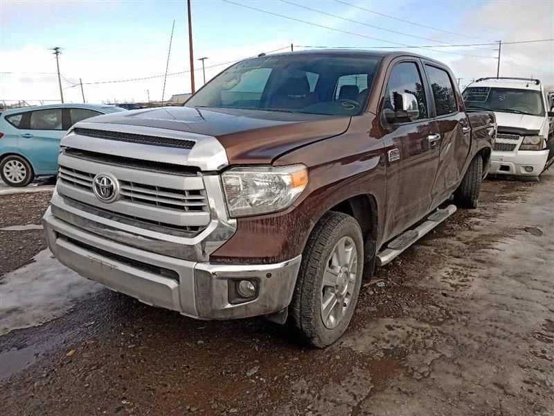 Bobina de encendido de bujía de Toyota Tundra 2014 5,7 L 8626951 Foto 3 de 4