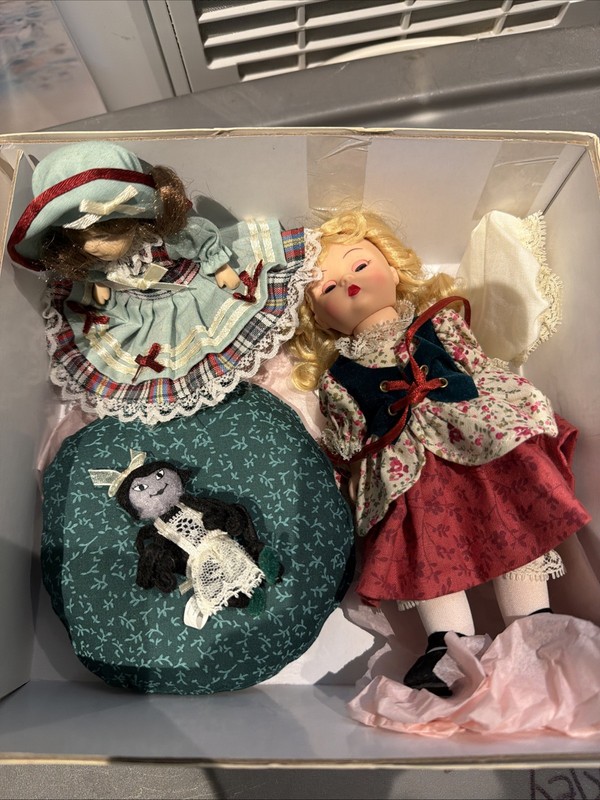 Madame Alexander Little Miss Muffet 8in Fashion Doll MPN 38790 Box Spider Plush