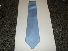DANIEL CREMIEUX 100% SILK NECK TIE HAND MADE IN THE USA