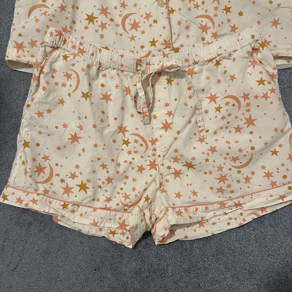 Conjunto de Pijama Printfresh Usado en Excelente Condición Cielos Celestiales Melocotón Algodón Orgánico Mediano Foto 2 de 4