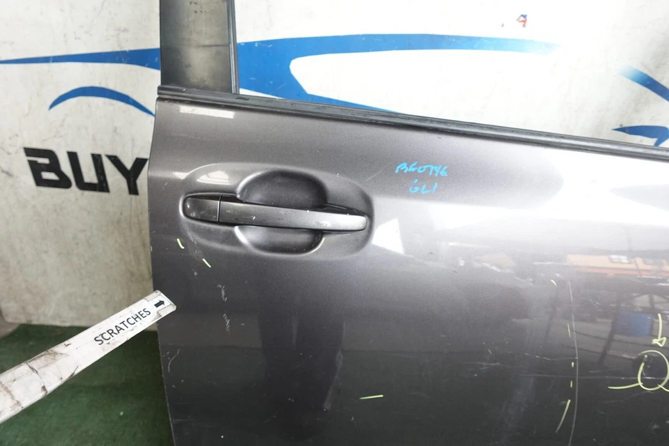 w/dents 2015 2016 2017 2020 TOYOTA SIENNA FRONT RIGHT PASSENGER DOOR OEM AX72170 - Image 4 of 4