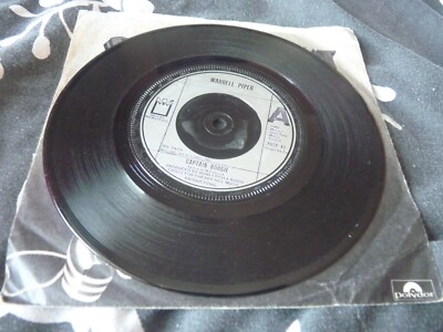 Wardell Piper of First Choice disco funk 7'' Captain Boogie plays top VG POSP42