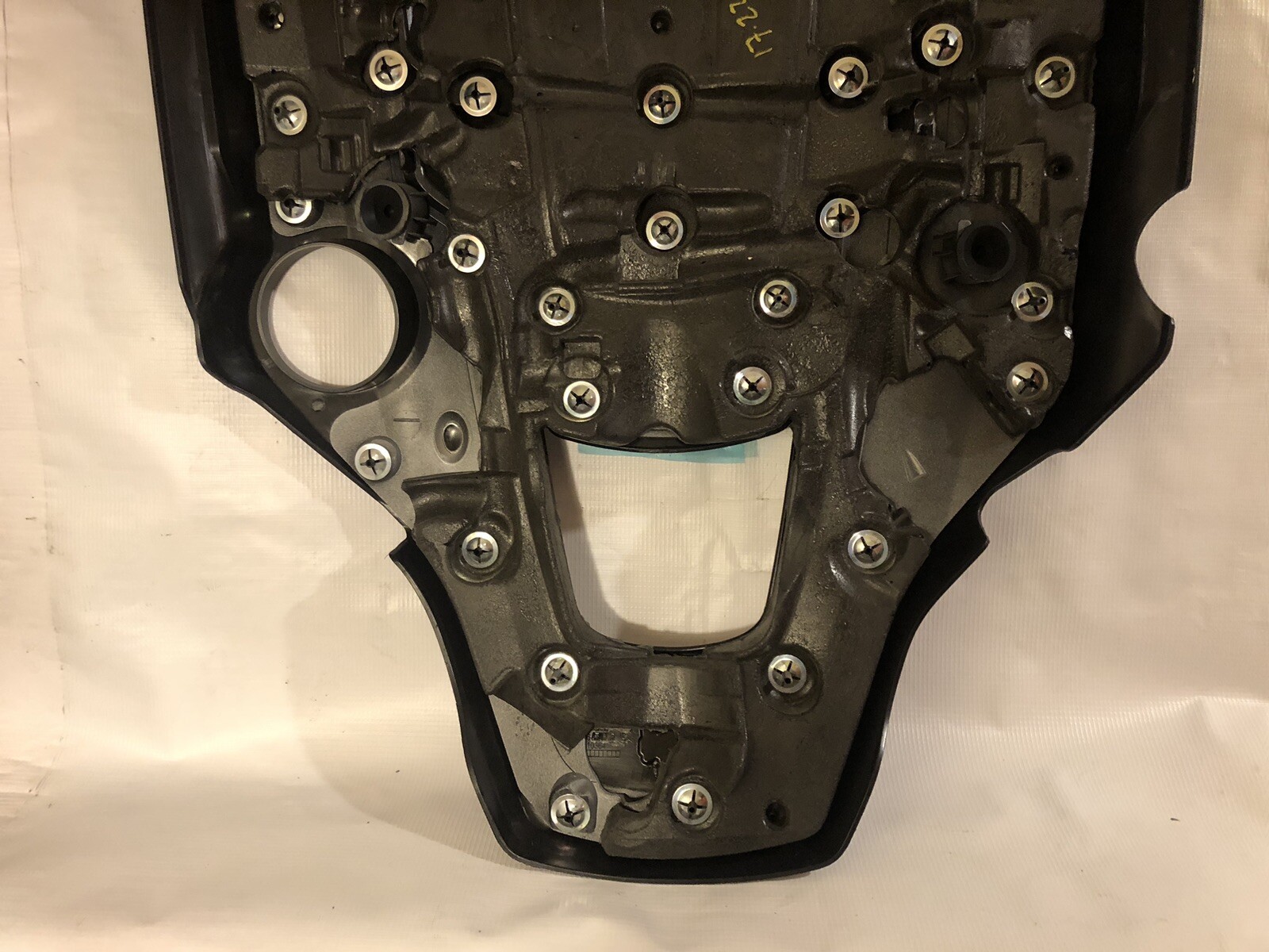 2017 2018 2019 2020 2021 2022 Maserati Levante Engine Cover