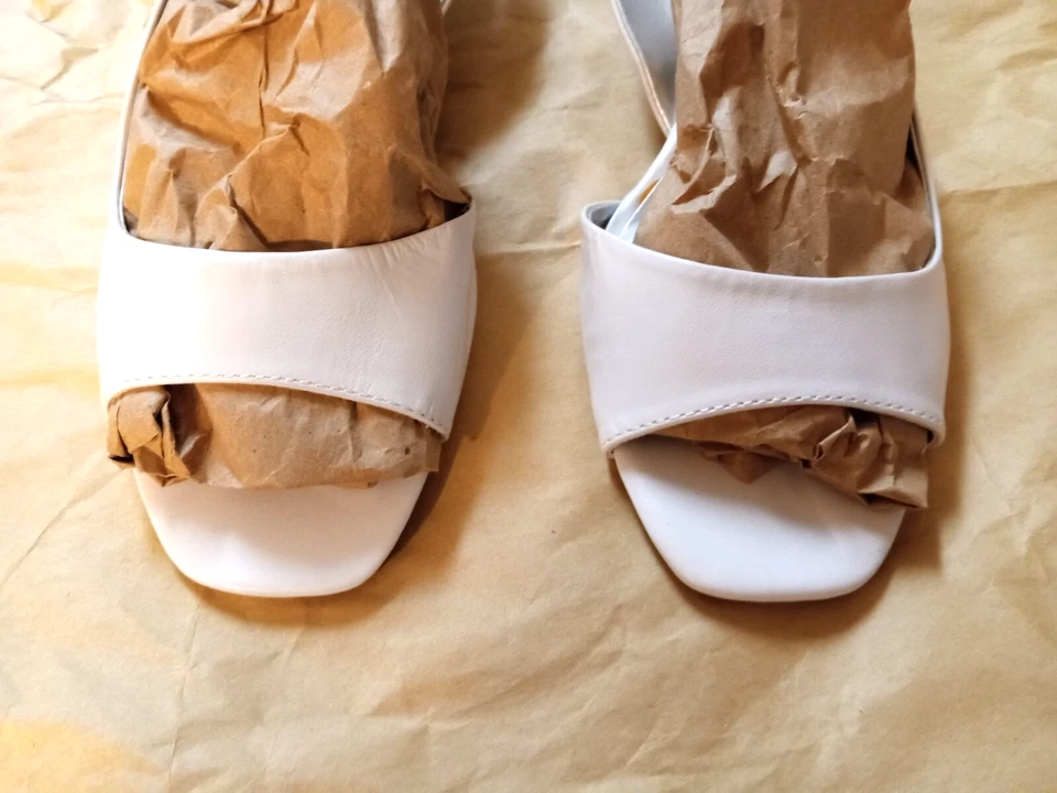 WESTIES, SANDÁLIAS FEMININAS 9M SLIDE ON, SALTO EM CUNHA - NOVAS - Imagem 3 de 4