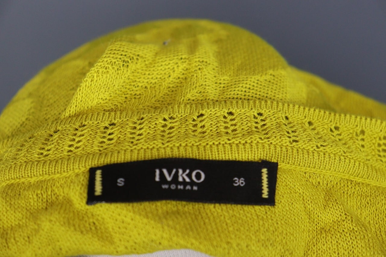 Ivko V-Neck Pullover Structure Pattern Yellow Shi… - image 15