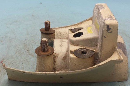 STEERING COLUMN UPPER BRACKETS ONLY FITS 1958 OLDSMOBILE-98 1021236 - Picture 4 of 11