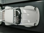 Foto 11 di 18