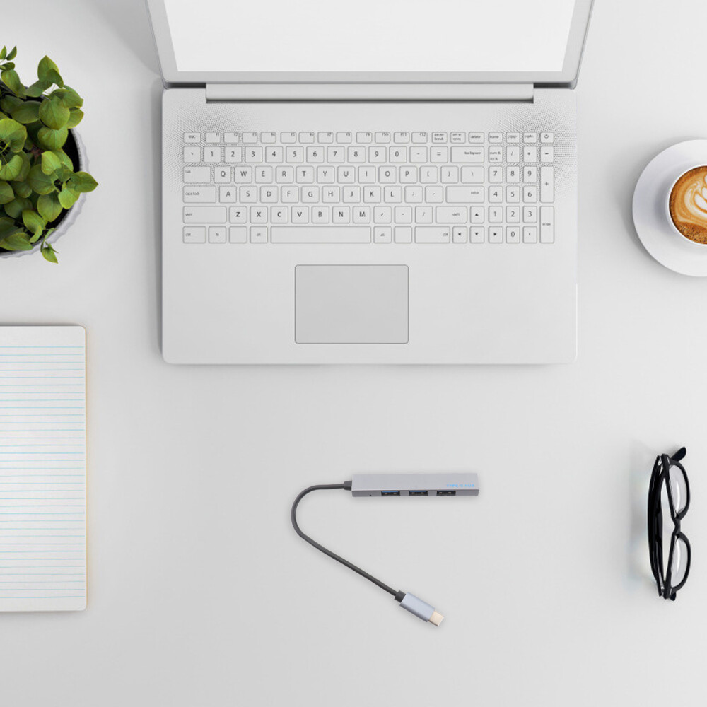 USB Splitter Hub with Fast Charging & Data Transfer for Multiple Devices