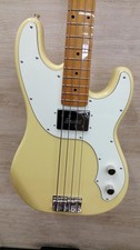 SQUIER TELECASTER BASS electric bass