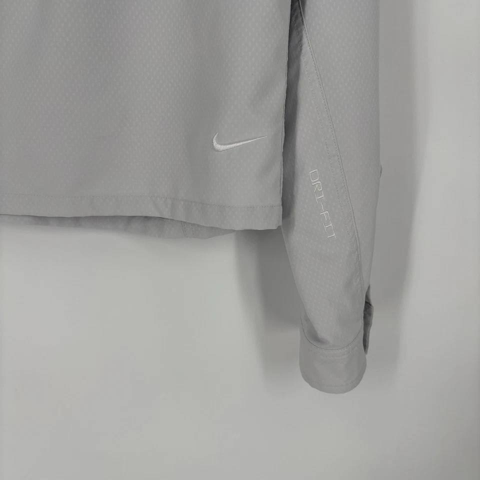 Camisa Nike ACG Dri-FIT Para Hombres Pequeña Gris Botón Frontal Devastación Trail Aire Libre Foto 3 de 4