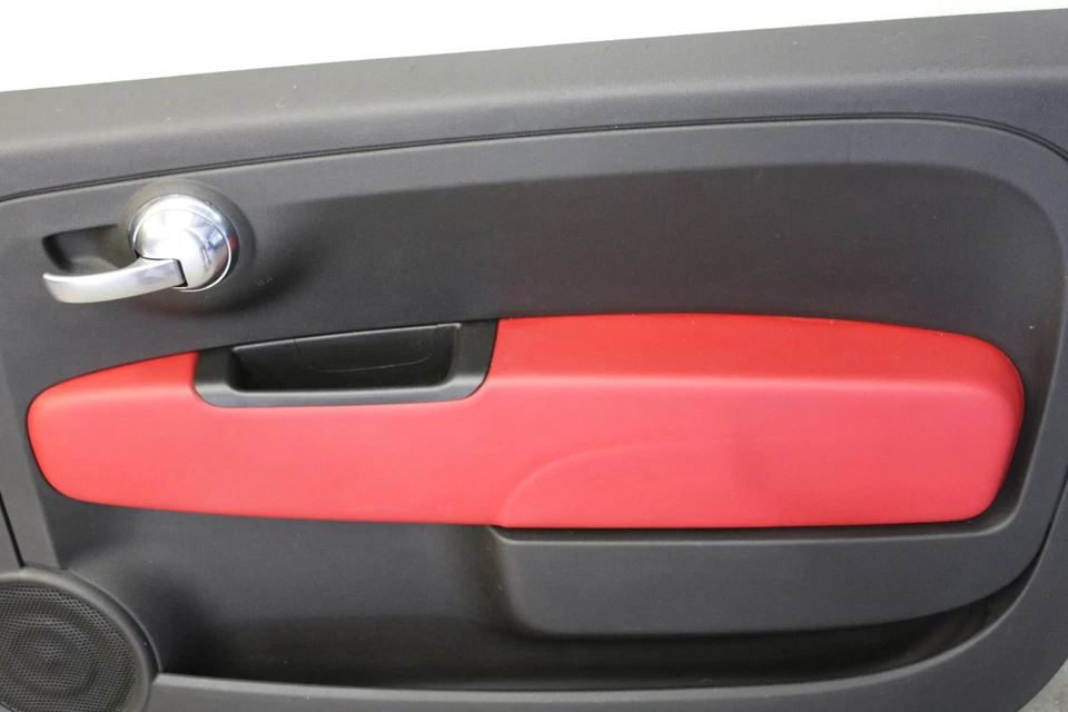 Paneles de puerta de vinilo negro rojo Fiat 500 Abarth tarjetas interior OEM 2012-2018 Foto 3 de 4