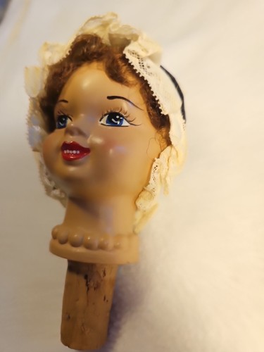 Vintage Puppenkopf Flaschenverschluss mit Haube - Bild 2 von 8