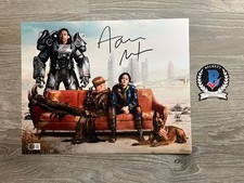Aaron Moten Signed Fallout 11x14 Photo Beckett COA Maximus