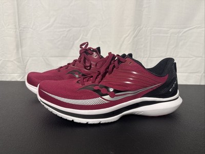 Saucony Kinvara 12 Women s Running Shoes  Cherry/Black Colorway 11 Wide EUC
