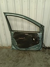 Porte avant et accessoires Nissan TINO