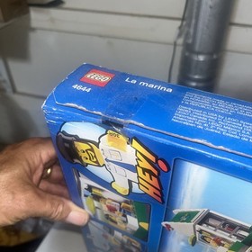 Lego  City 4644 Marina NEW boat,  quad,  cafe, surf shop Box Damage